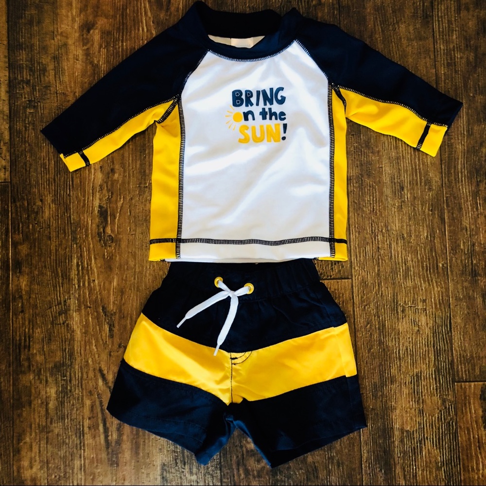 Gymboree Rashguard & Swimsuit☀️